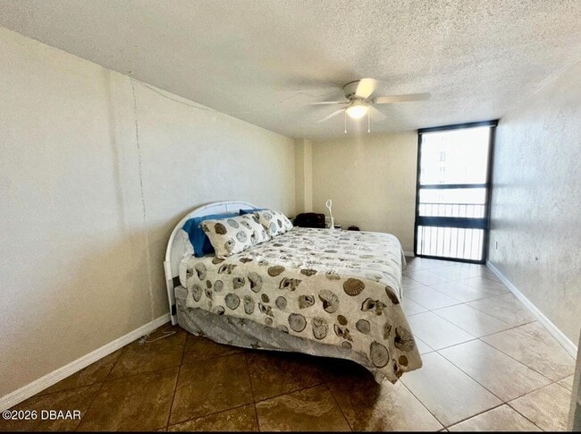 Building Photo - 3051 S Atlantic Ave