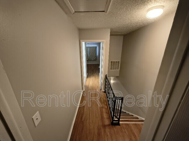 Building Photo - 1708 Azalea Ct