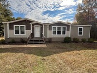 Building Photo - Charming 3BR House in Eufaula