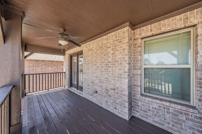 Building Photo - 504 Ridgewater Trail