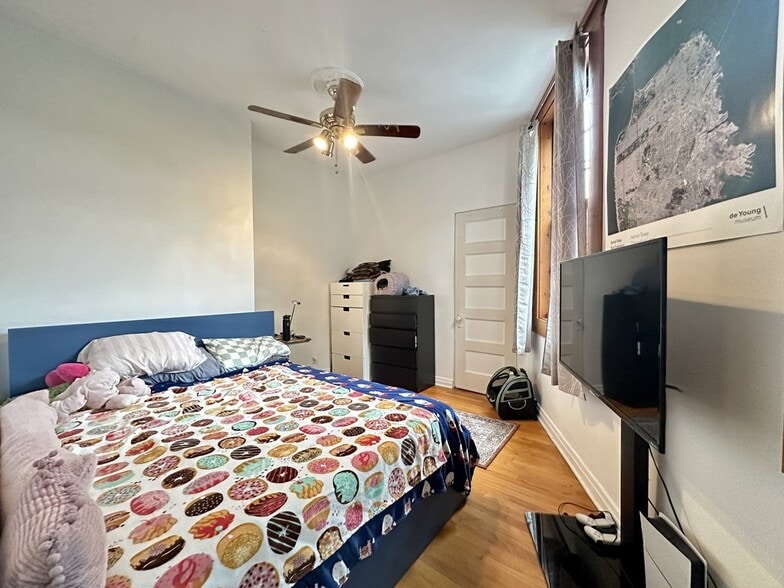 Building Photo - 1222 W Grace St