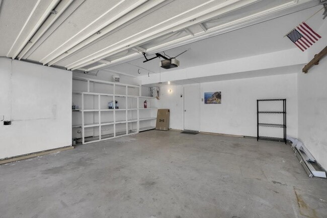Building Photo - 976 Pizarro Ln