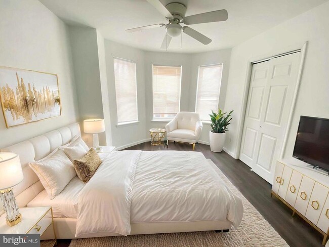 Building Photo - 3329 Malta St