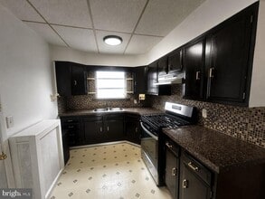 Building Photo - 1155 Atwood Rd