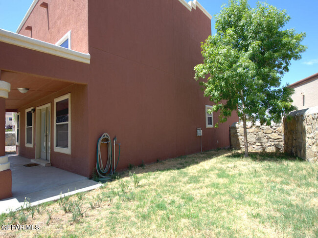 Building Photo - 12748 Tierra Nunez Ct