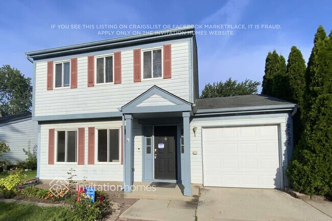 Building Photo - 2S526 Cynthia Dr