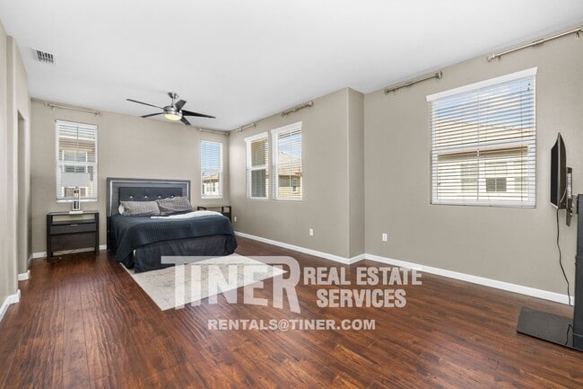 Building Photo - 506 Monet Ln