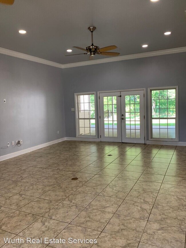 Building Photo - 3 br, 2.5 bath House - 14042 Woodland Ridg...