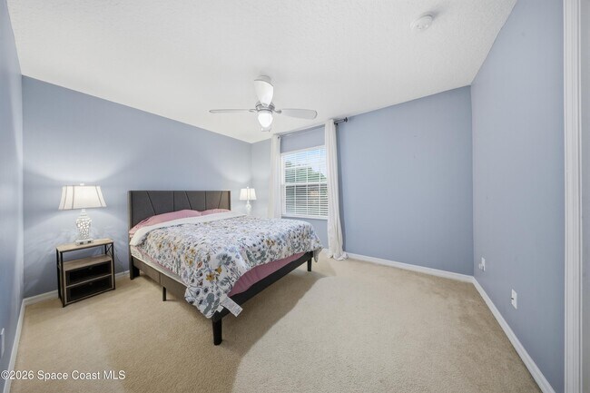 Building Photo - 2039 Tullagee Ave