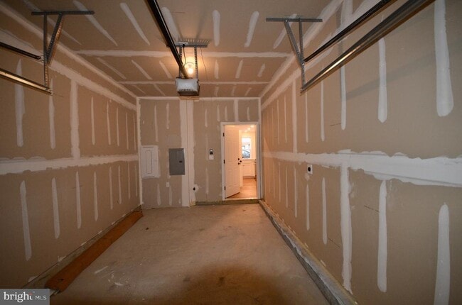 Building Photo - 1305 Parker Blvd