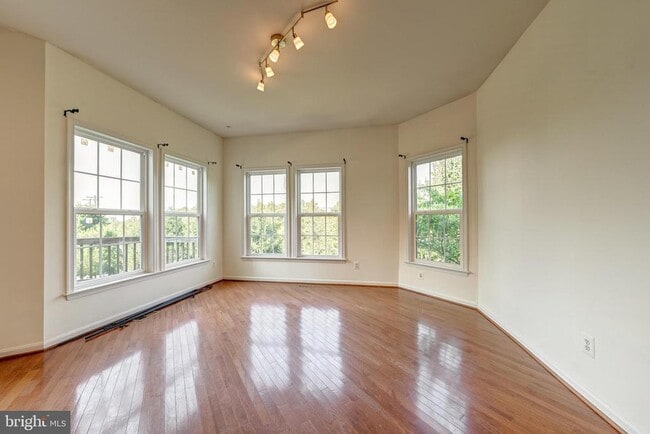 Building Photo - 22571 Highcroft Terrace