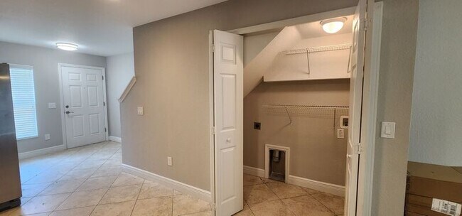 Building Photo - 5151 SE 103rd Ln