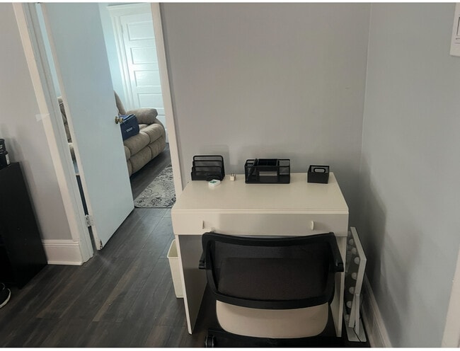 Building Photo - 43 2nd Ave