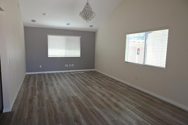 Building Photo - 20503 Madrona Ave