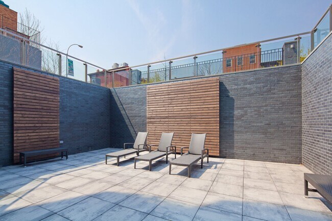 Building Photo - 163 Washington Ave