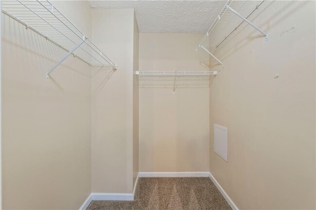 Building Photo - 9122 S Sterling Lakes Dr