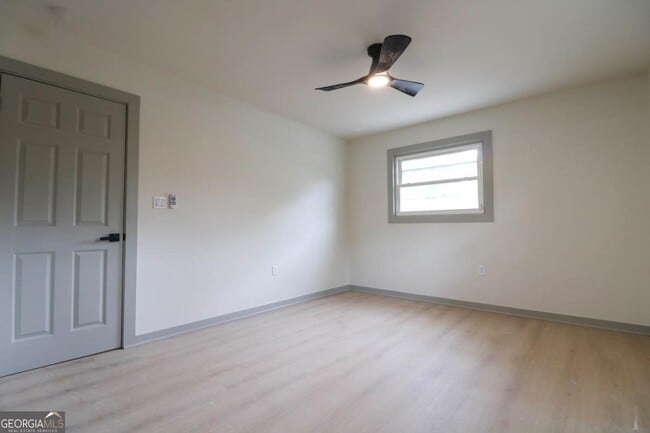 Building Photo - 4396 Greenleaf Cir SW