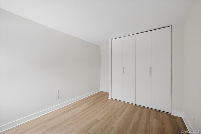 Building Photo - 70 Pheasant Run