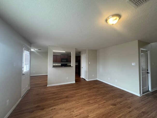 Building Photo - Spacious 3-Bedroom Home for Lease in Luckey Ranch off I-90 near Loop 1604