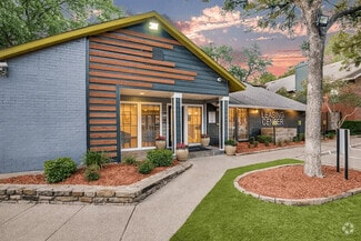 Building Photo - Cottonwood