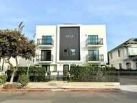 Building Photo - 1500 Arapahoe St
