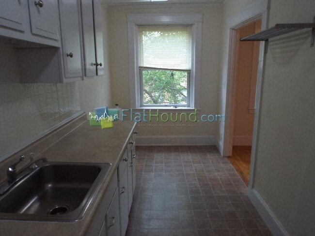 Building Photo - 96 Washington St