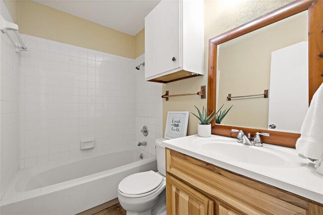 Building Photo - 11611 Prairie Hen Ln