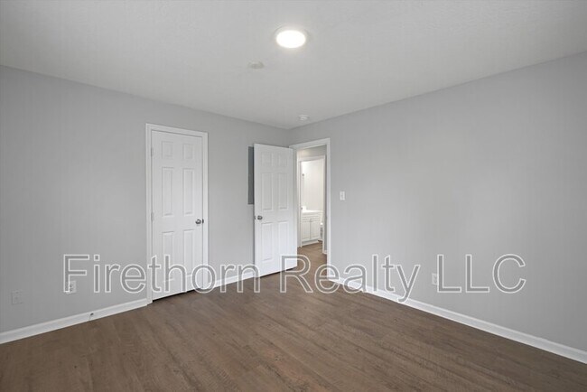 Building Photo - 2140 Veterans Dr
