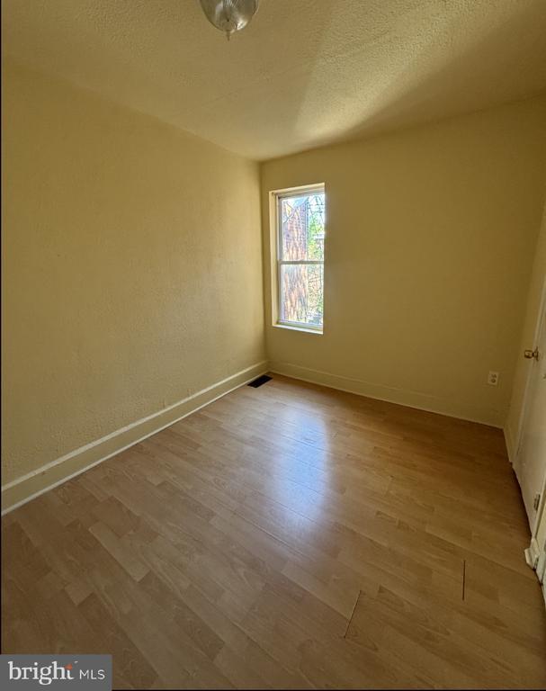Building Photo - 5515 Crowson St