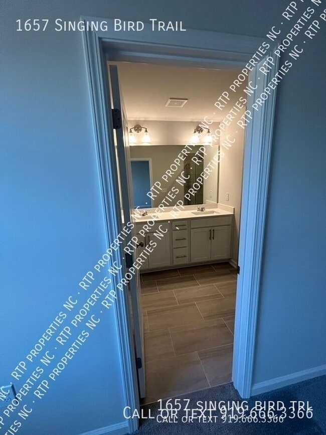 Building Photo - 1657 Singing Bird Trl