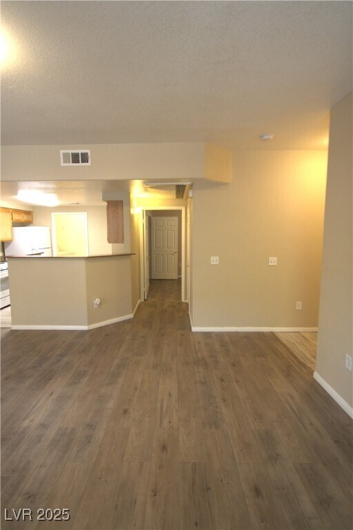 Building Photo - 10550 W Alexander Rd