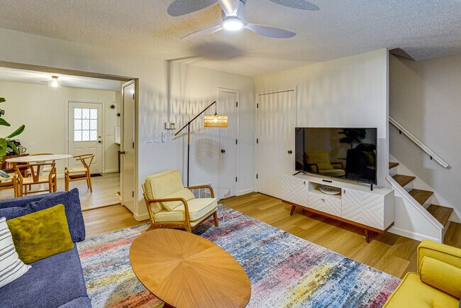 Building Photo - 2630 Kantz Dr