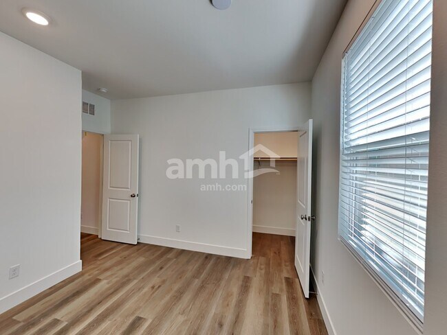 Building Photo - 4284 Halo Hollyhock St