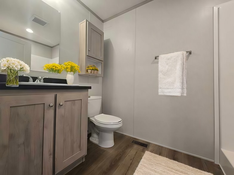 Building Photo - 119 Georgia St