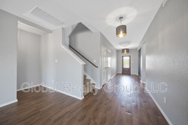 Building Photo - 14527 Running Wolf