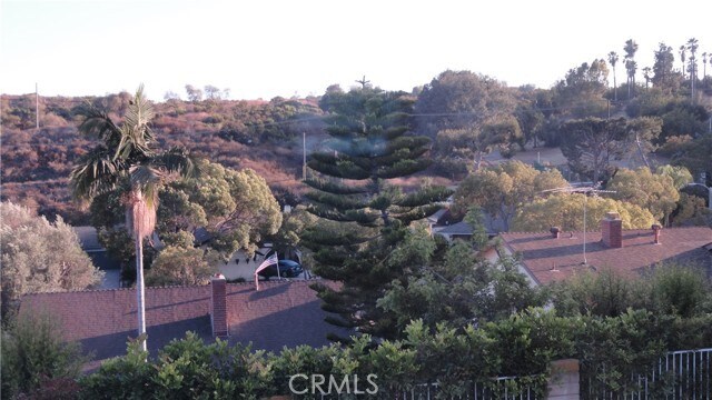 Building Photo - 1100 La Senda Dr