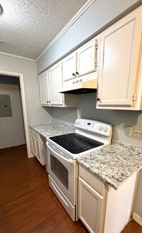 Building Photo - 222 Marigny Cir