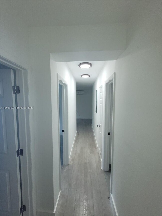 Building Photo - 2823 Polk St