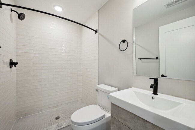 Building Photo - 1511 N 17th St