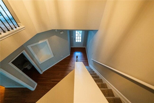Building Photo - 4995 Berkeley Oak Dr