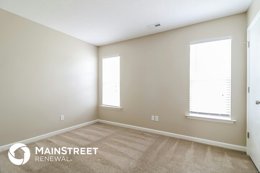 Building Photo - 2925 Dandridge Dr