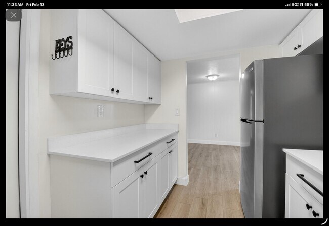 Building Photo - 5844 Western Way