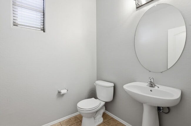 Building Photo - 2737 S Cupertino Dr