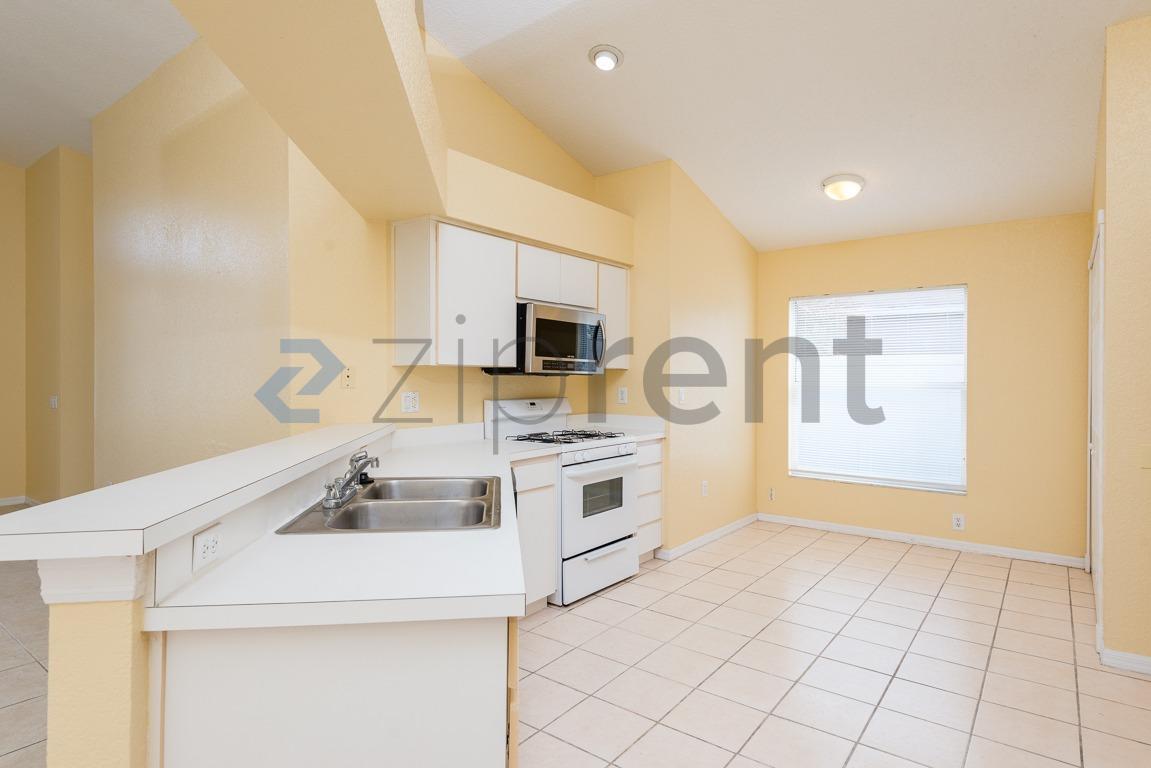 Building Photo - 1250 Timber Trace Dr