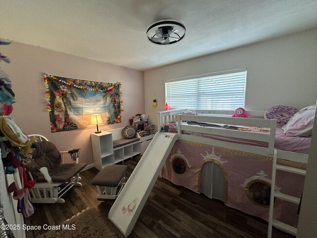 Building Photo - 724 Ixora Ave