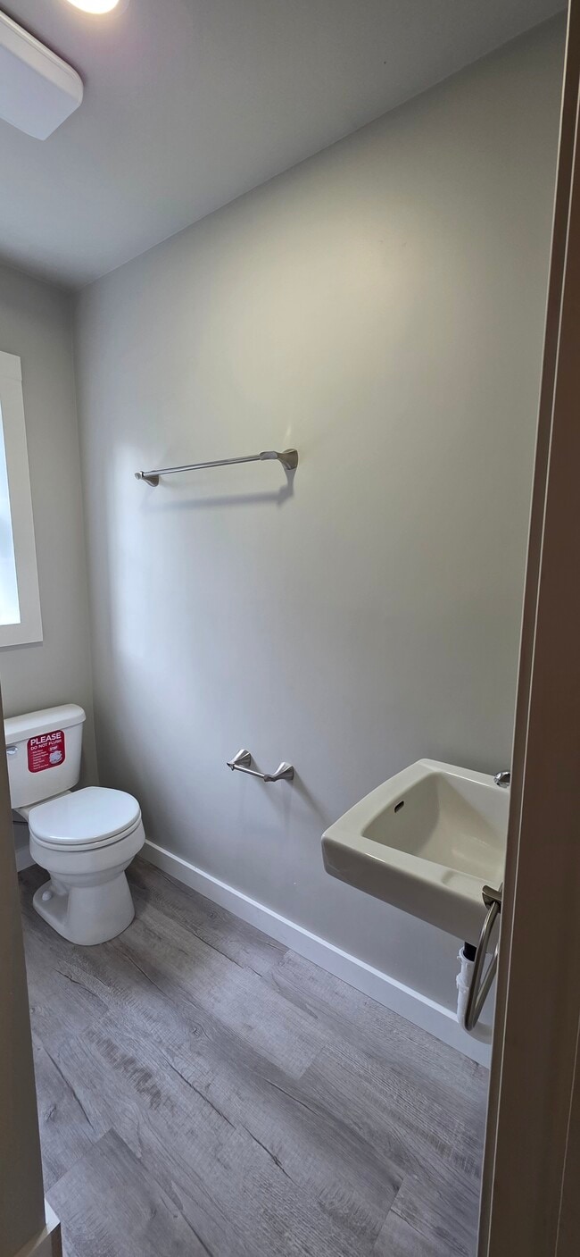 Building Photo - Mink Place Apartments