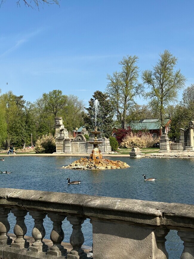 Building Photo - 4269 Botanical Ave