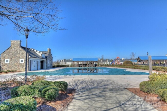 Building Photo - 8827 SedgeBurn Dr