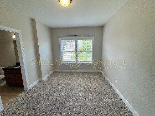 Building Photo - Spacious 5BR/5BA Home in Indian Lands Wake...
