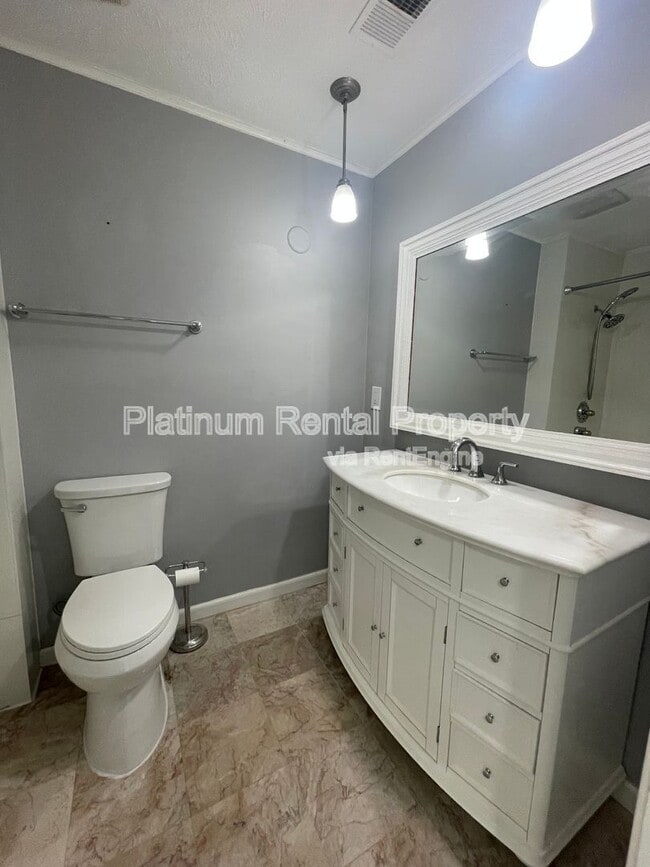 Building Photo - 3757 Peachtree Corners Cir